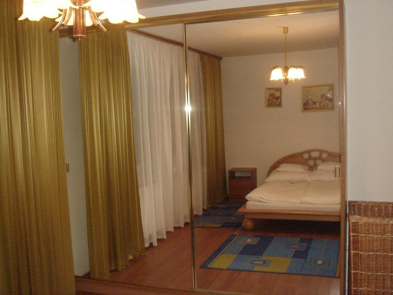 Lotusz Apartments In Nyiregyhaza Bagian luar foto