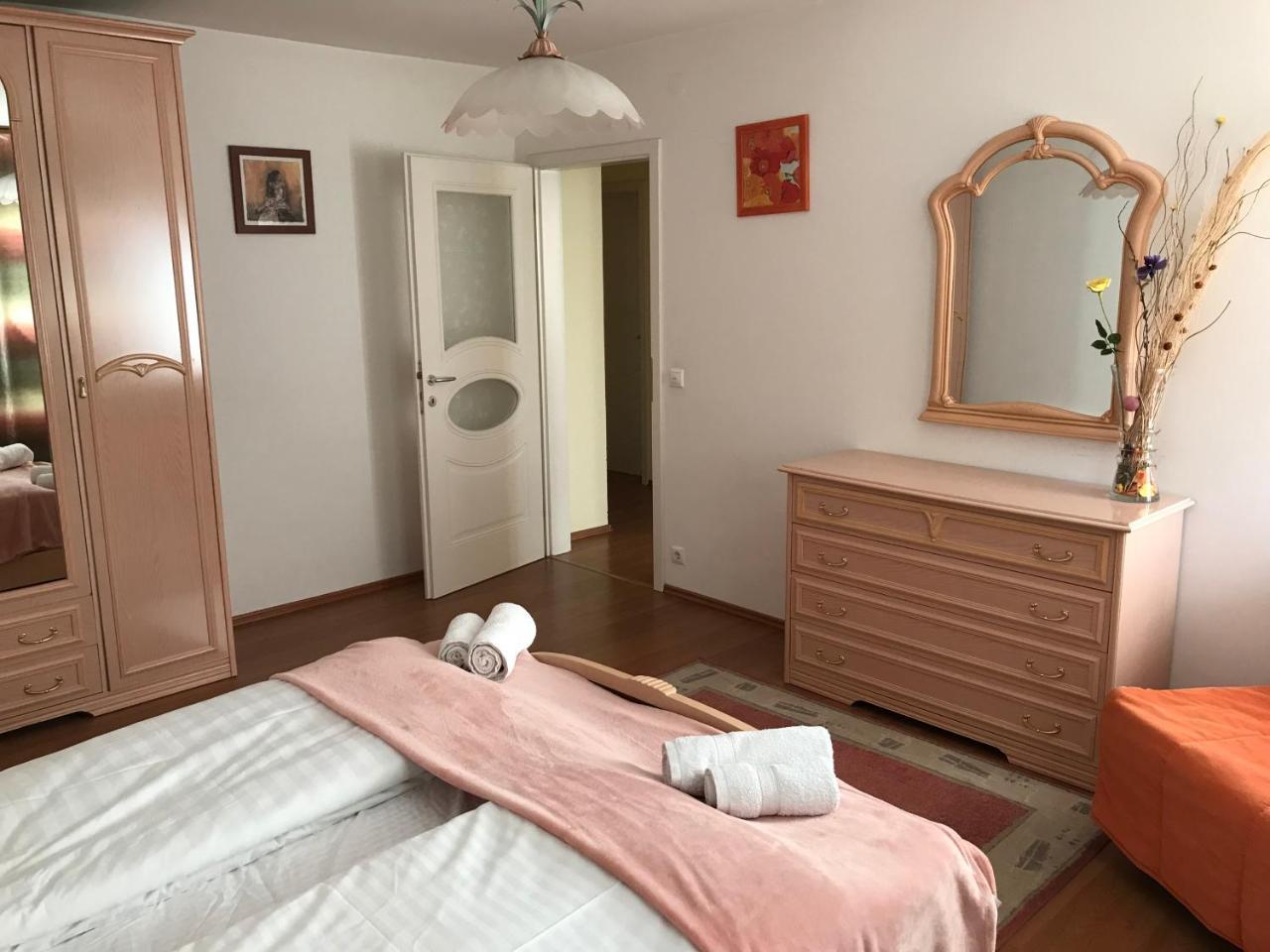 Lotusz Apartments In Nyiregyhaza Bagian luar foto