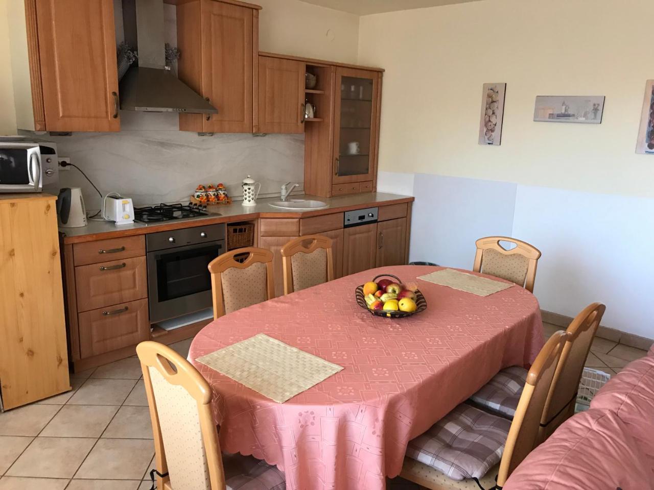 Lotusz Apartments In Nyiregyhaza Bagian luar foto