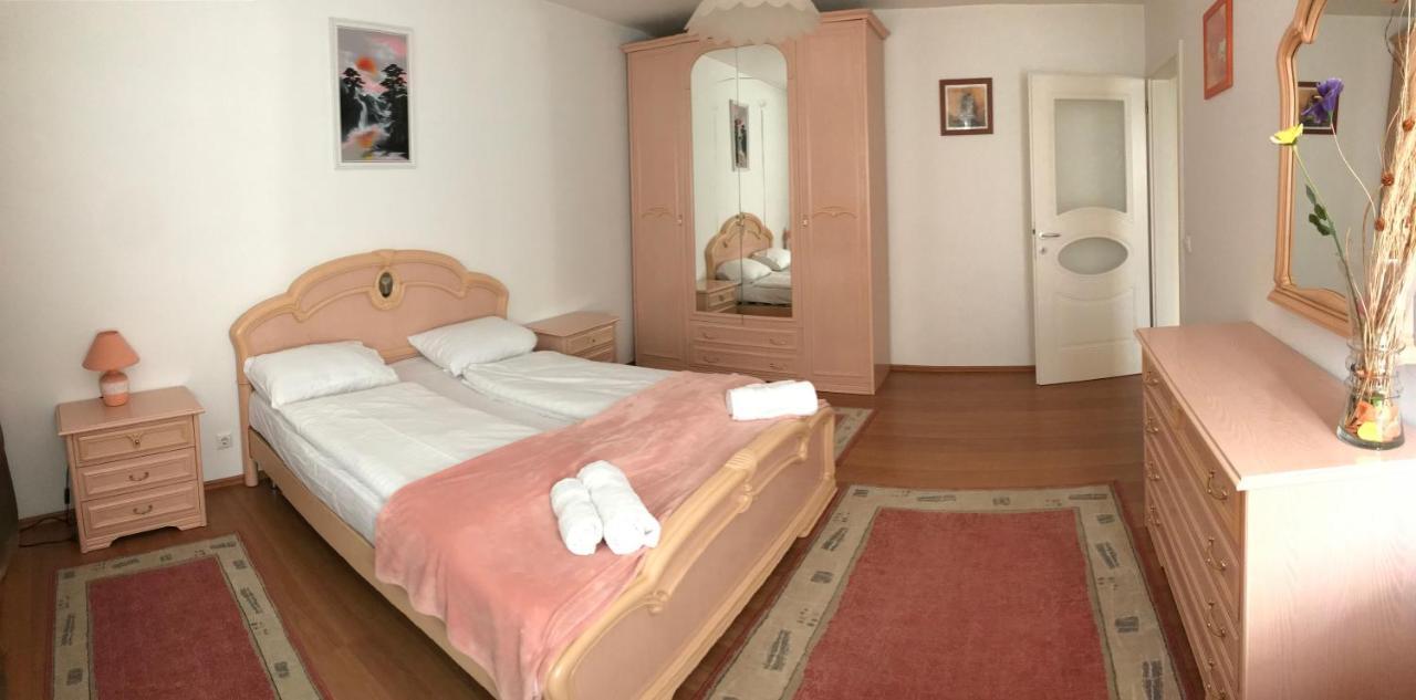 Lotusz Apartments In Nyiregyhaza Bagian luar foto