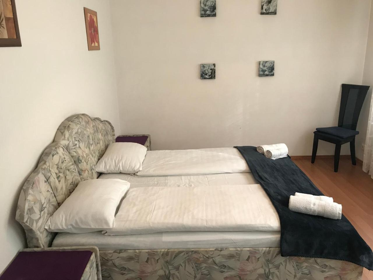 Lotusz Apartments In Nyiregyhaza Bagian luar foto