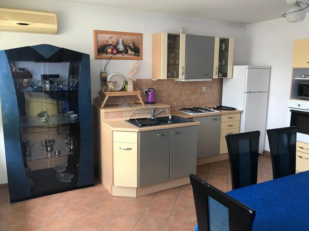 Lotusz Apartments In Nyiregyhaza Bagian luar foto
