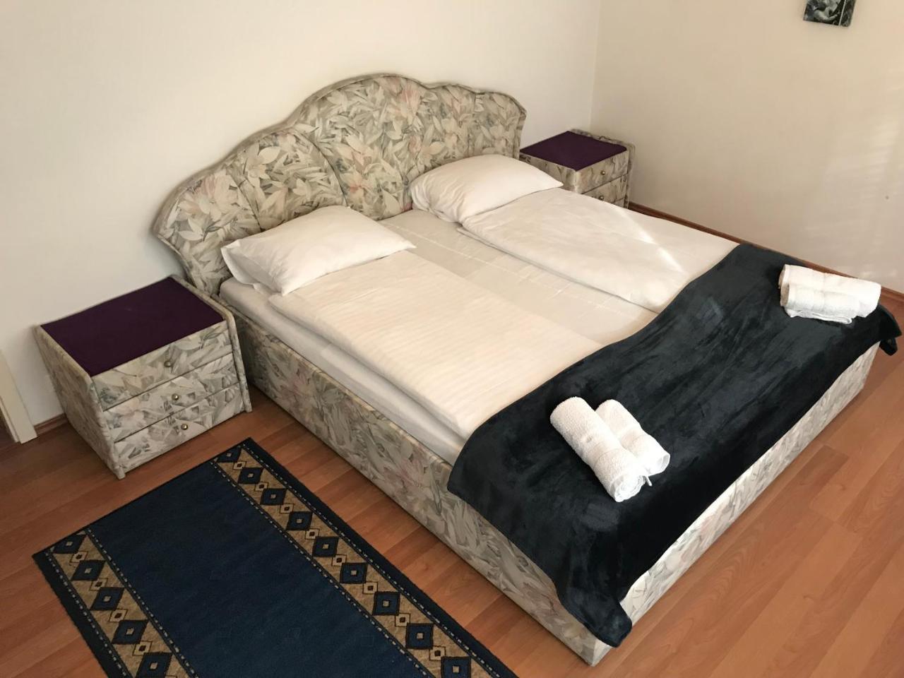 Lotusz Apartments In Nyiregyhaza Bagian luar foto