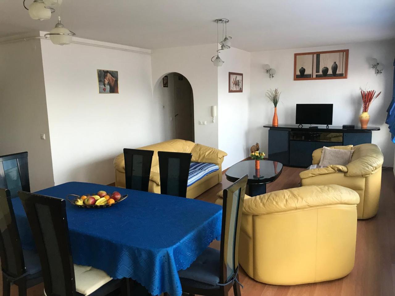 Lotusz Apartments In Nyiregyhaza Bagian luar foto