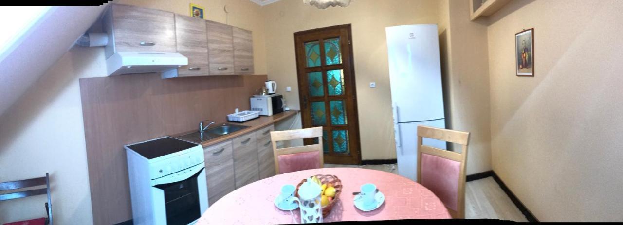 Lotusz Apartments In Nyiregyhaza Bagian luar foto