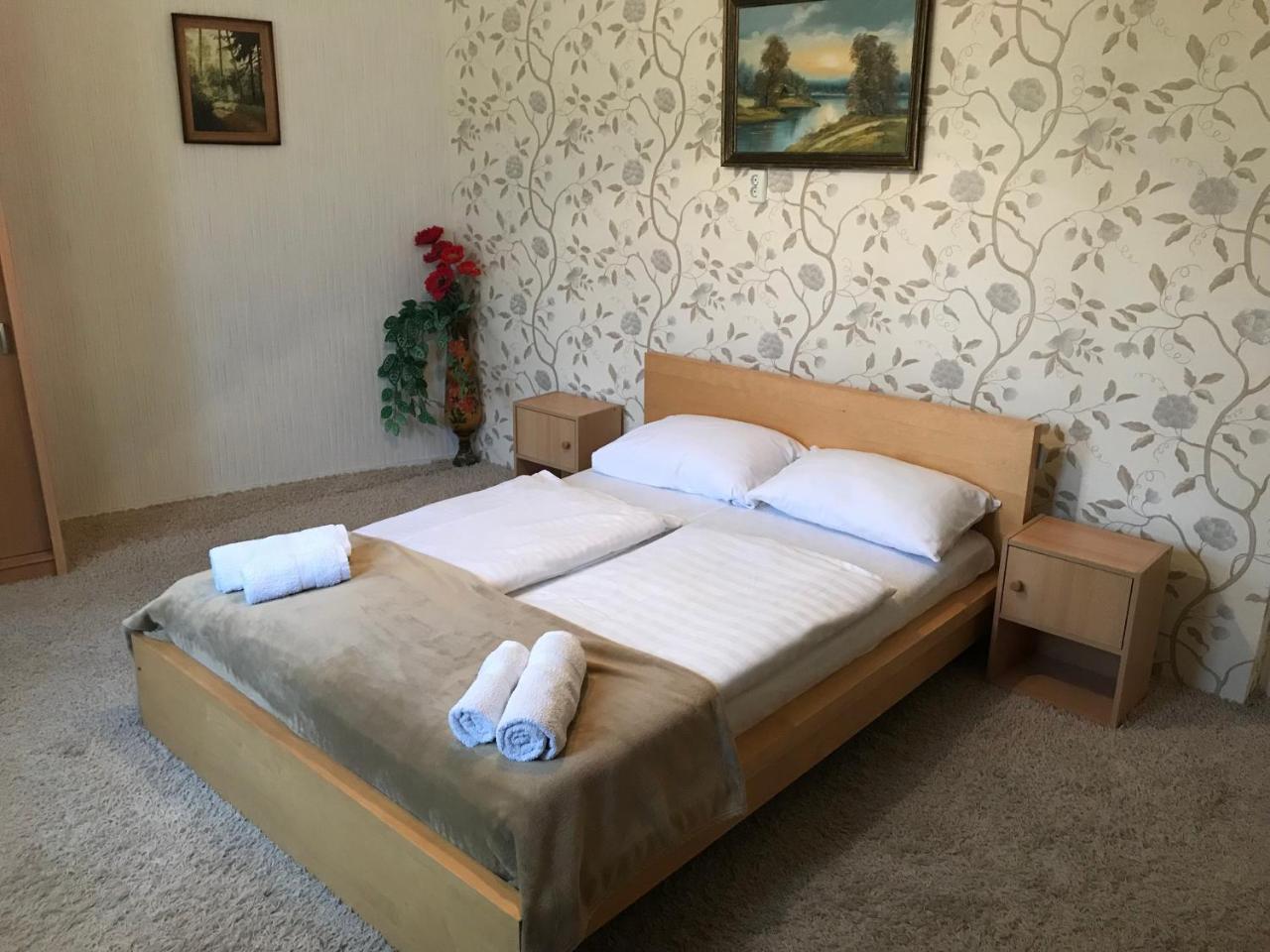Lotusz Apartments In Nyiregyhaza Bagian luar foto